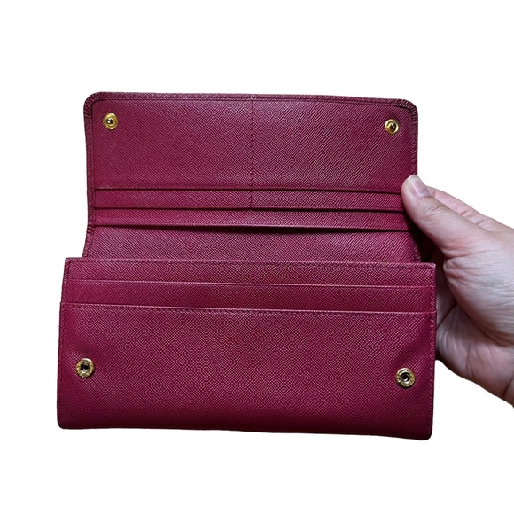 Prada Saffiano Long Wallet - Picture 5 of 11